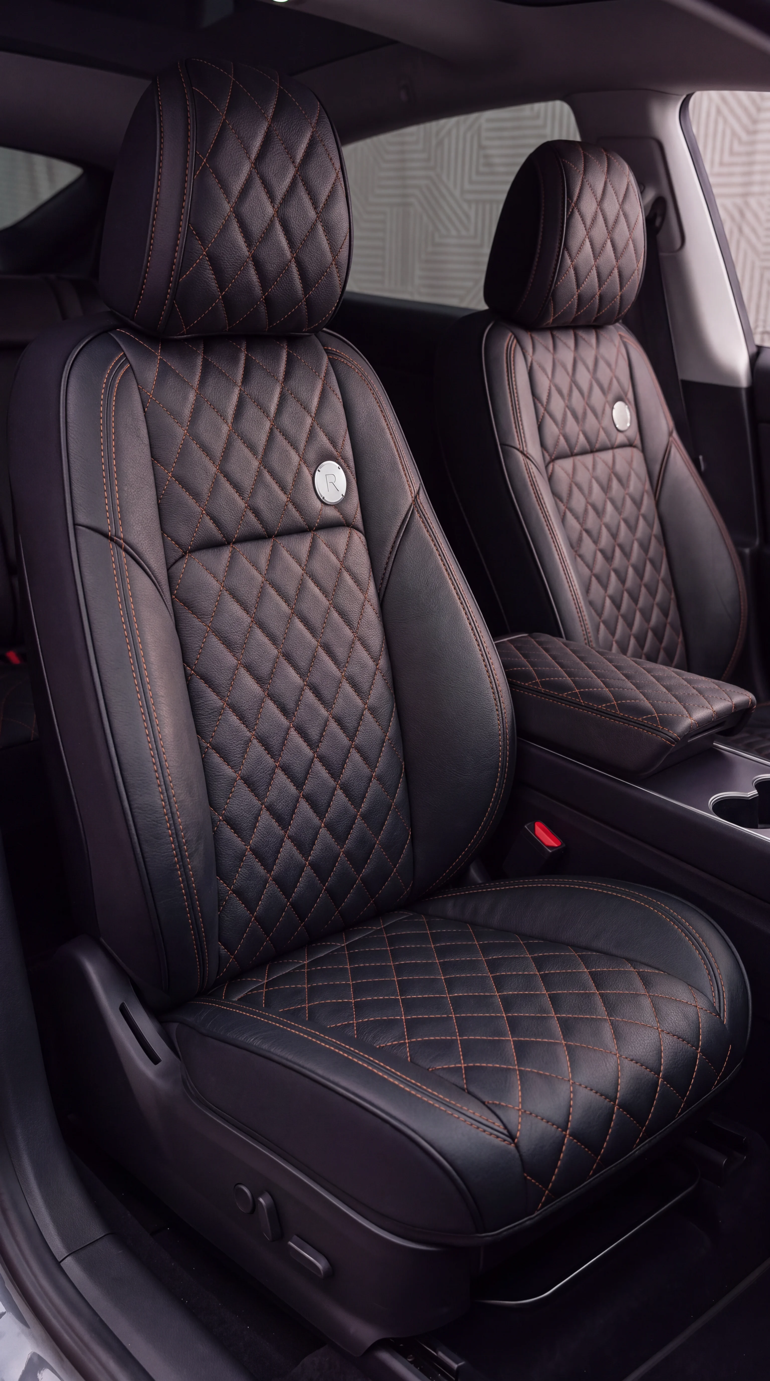 Image 11 — Seat Cover — Cognac