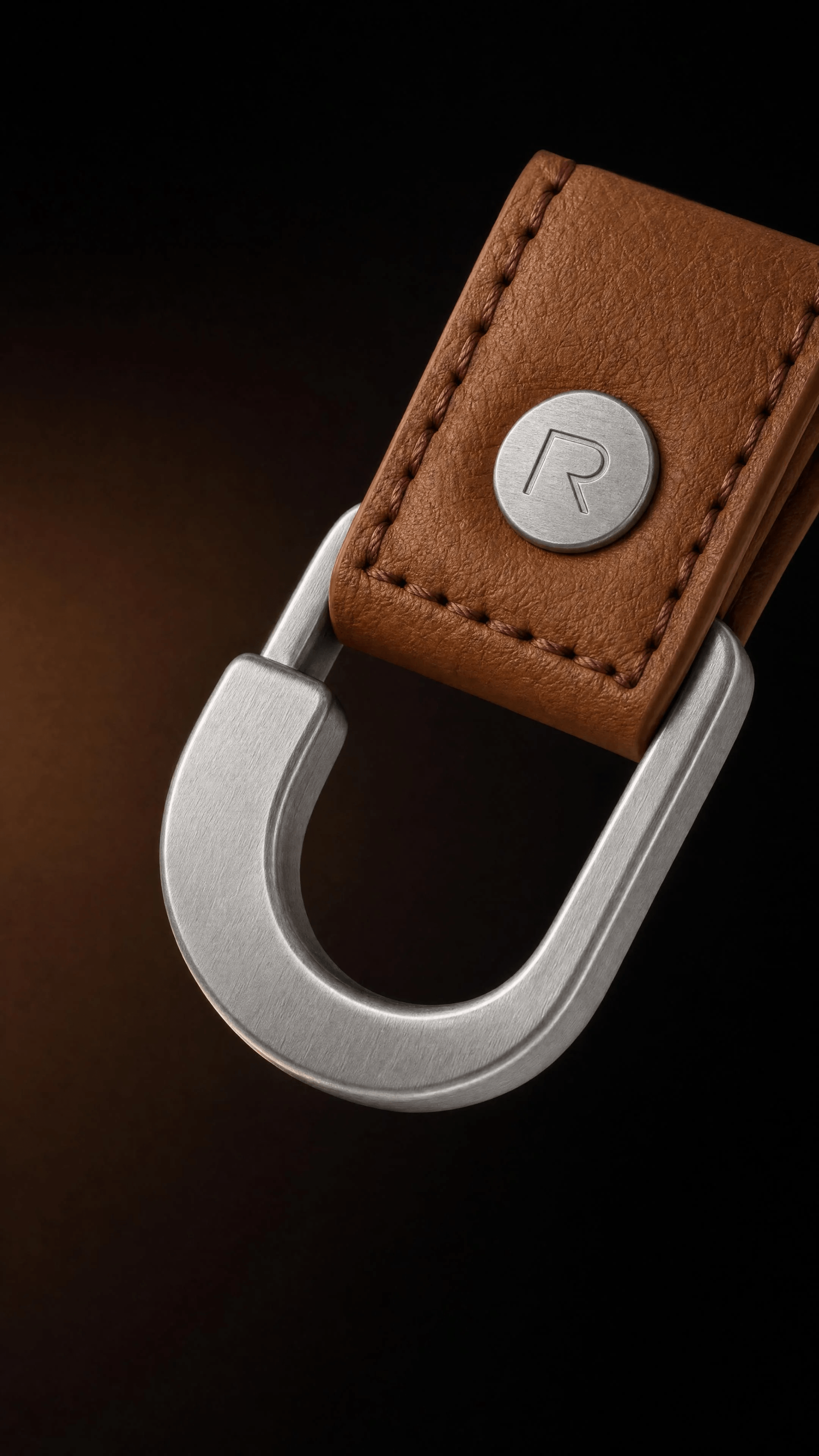 Image 04 — Macro — D-Ring Clasp