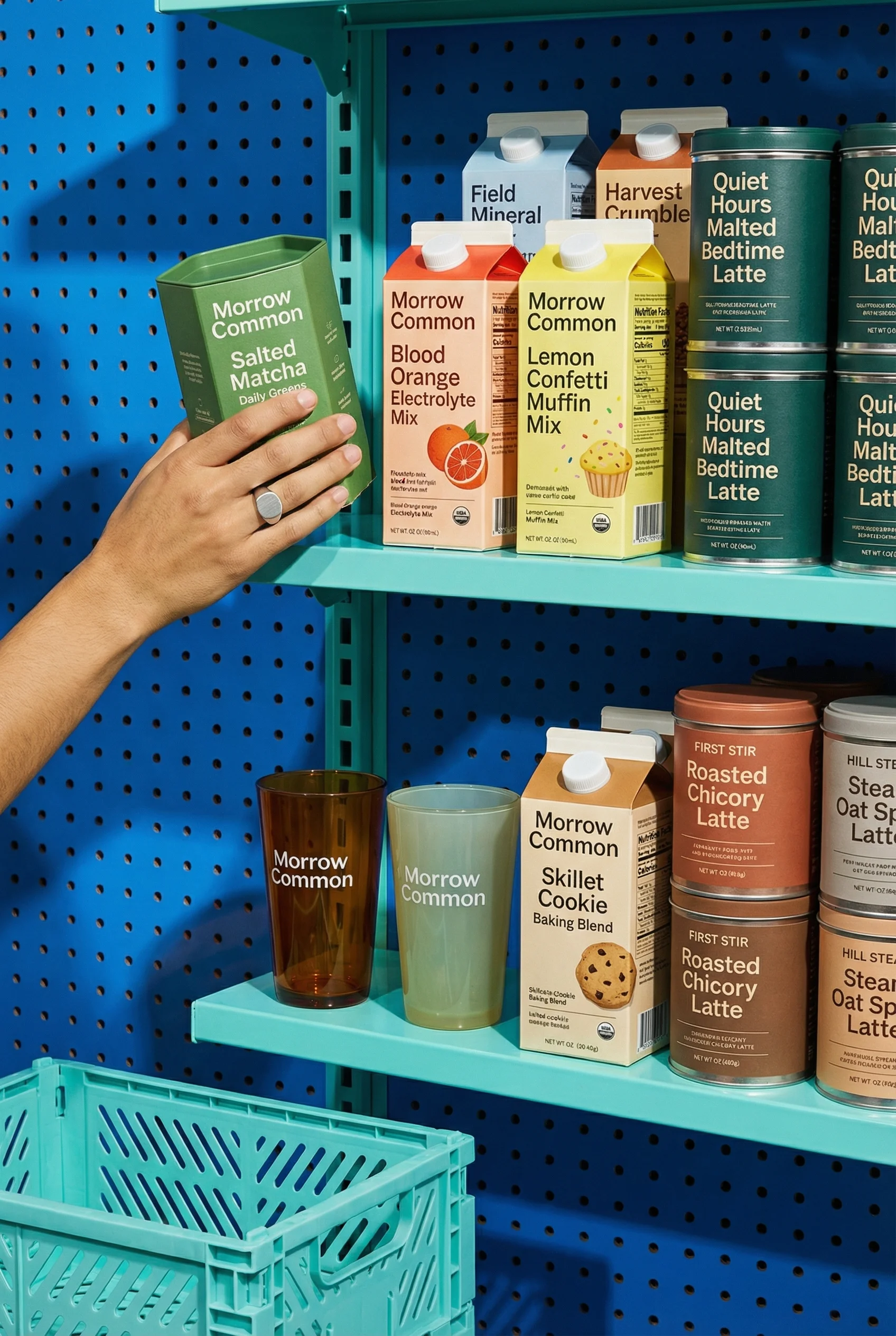 Handheld Shelf Display scene example for TikTok Shop Image Guide for Product Listings